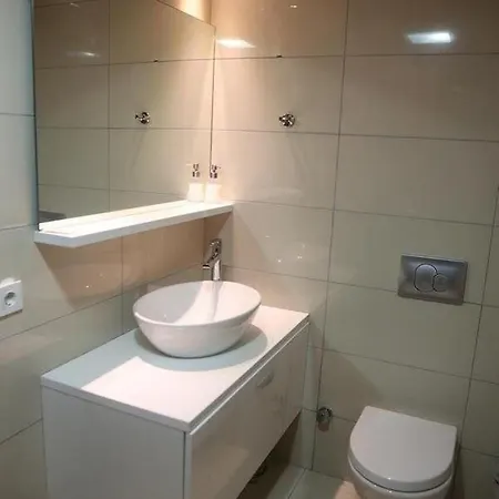 Reyhan قرابورون