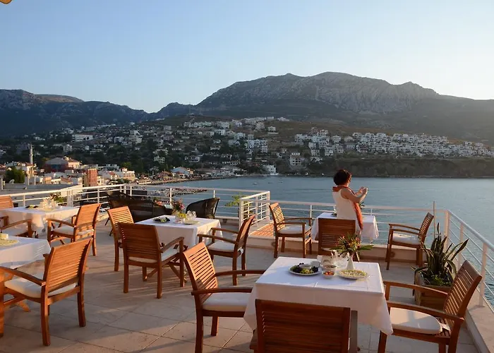 Reyhan קרבורון