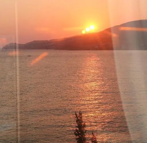 Reyhan לינה וארוחת בוקר 3*