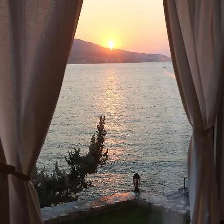 Reyhan Karaburun (Izmir)