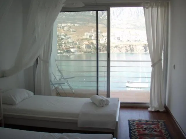 Reyhan Karaburun (Izmir)