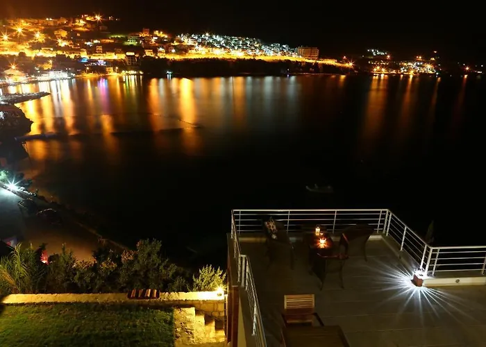 Reyhan Karaburun (Izmir)